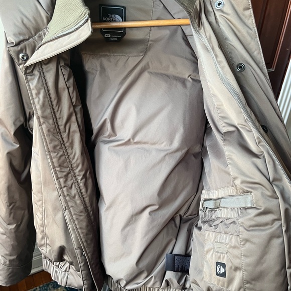 North face Hyvent coat Beautiful Brown cooper color - Picture 6 of 10